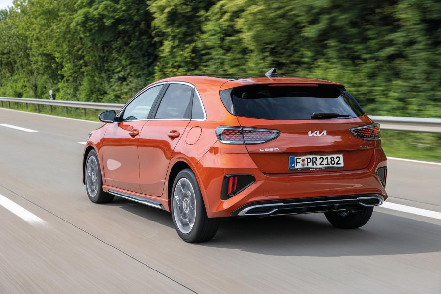  Kia Ceed GT-Line 2021 года  (WW) (фото 4 из 7)